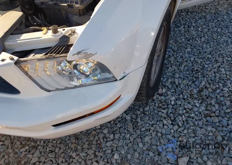 2006 Ford Mustang V6 z USA, uszkodzony, nr VIN 1ZVFT84N365188981